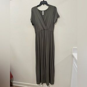 Maternity/Nursing Dress
